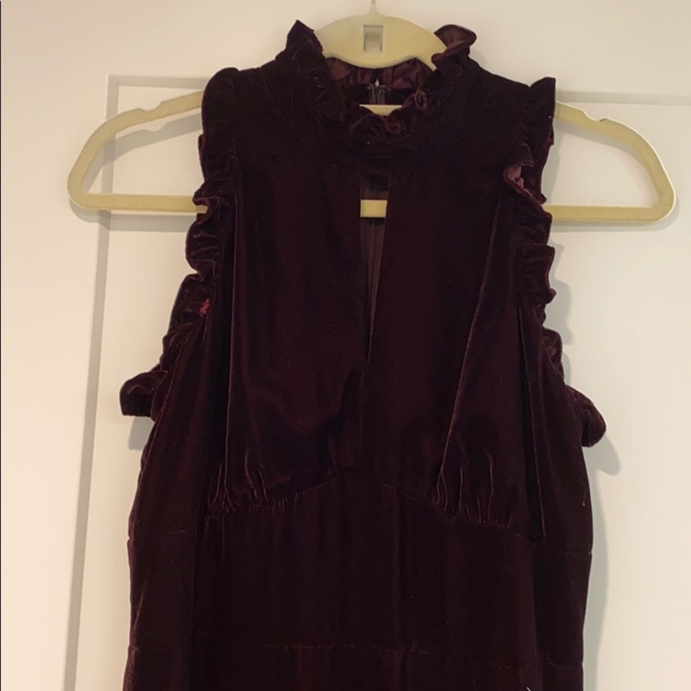 Velvet gown - Picture 3 of 3